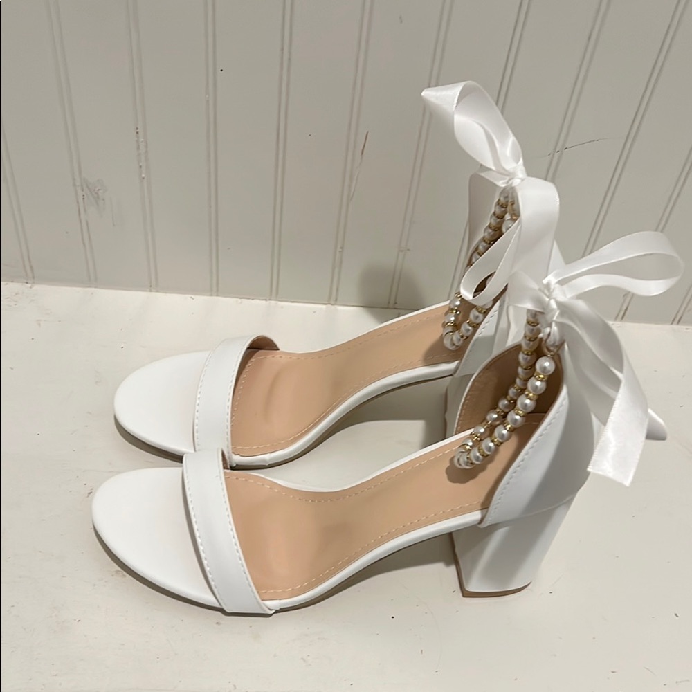 Elegant White Women's Heels with Pearl Accents